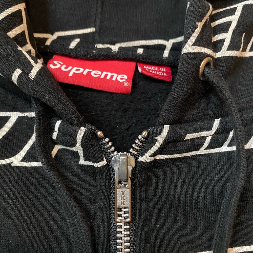 Men’s Supreme Zip-Up - Picture 3 of 4